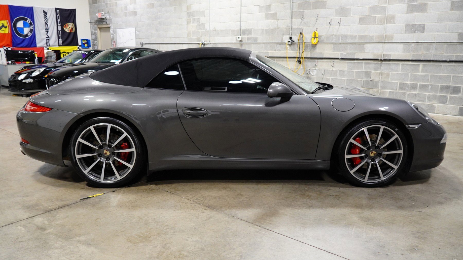 Used 2013 Porsche 911 Carrera S image 6