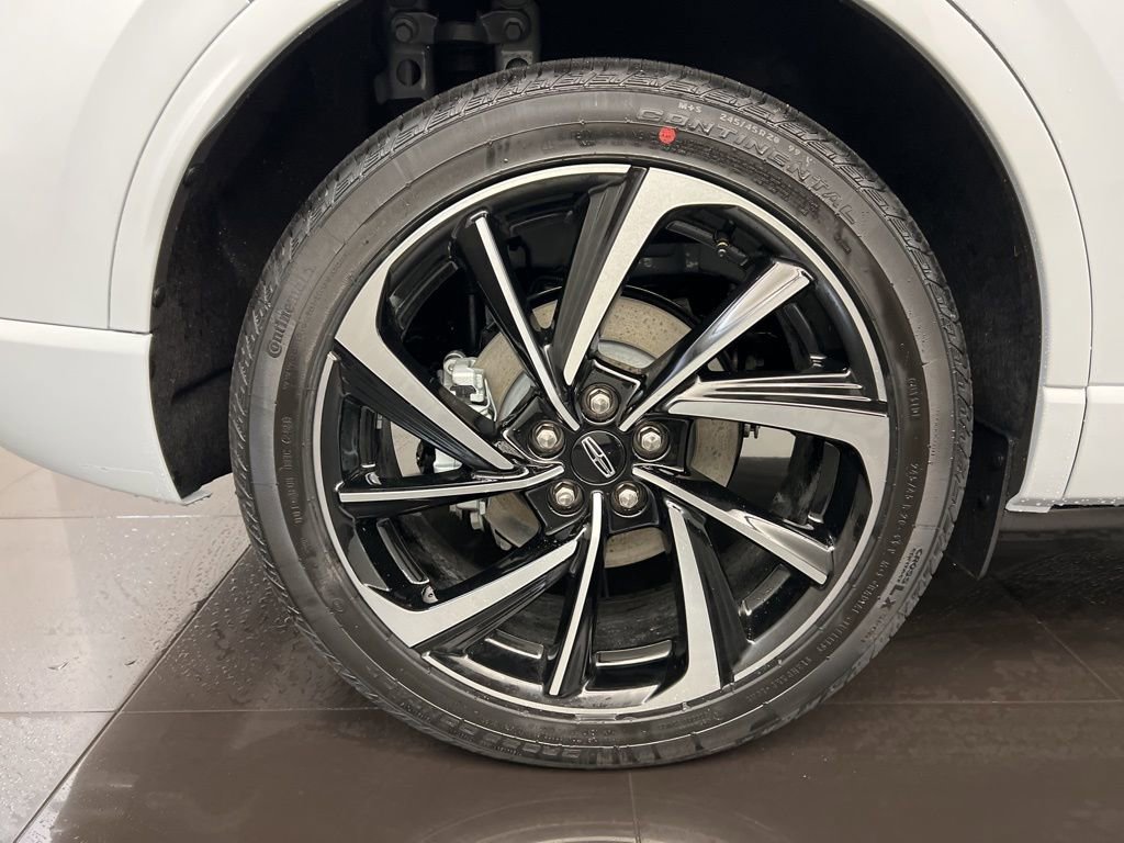 Used 2025 Lincoln Corsair Grand Touring w/ Equipment Group 302A image 7