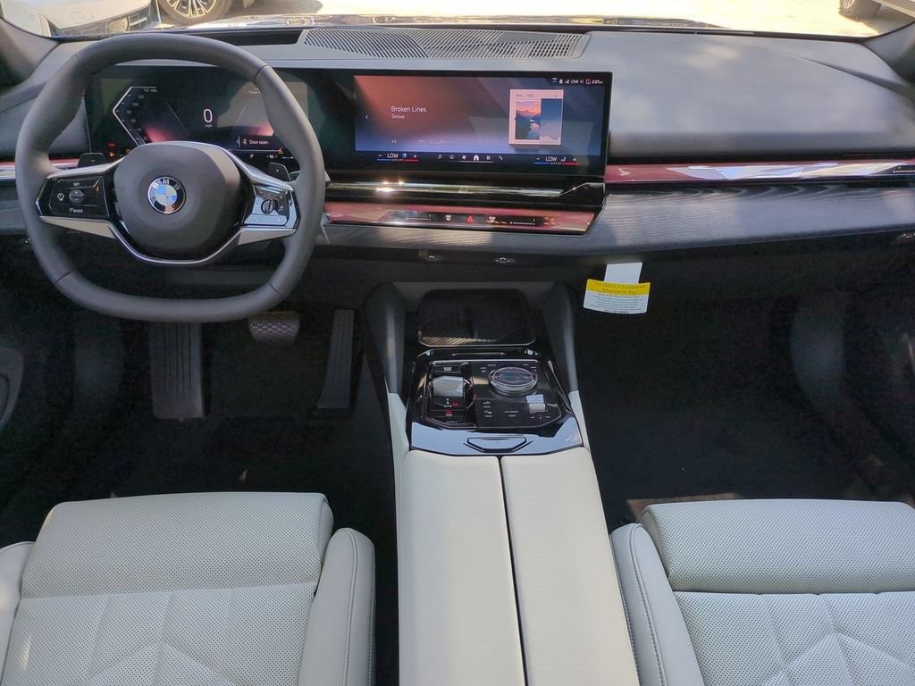 New 2027 BMW 530i w/ Premium Package RWD image 15