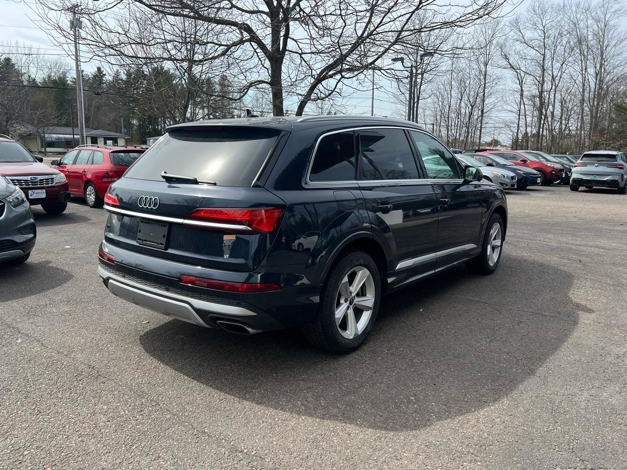 Used 2025 Audi Q7 3.0T Premium w/ Convenience Package AWD/4WD image 5