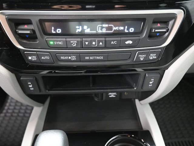 Certified 2017 Honda Ridgeline RTL-E image 3
