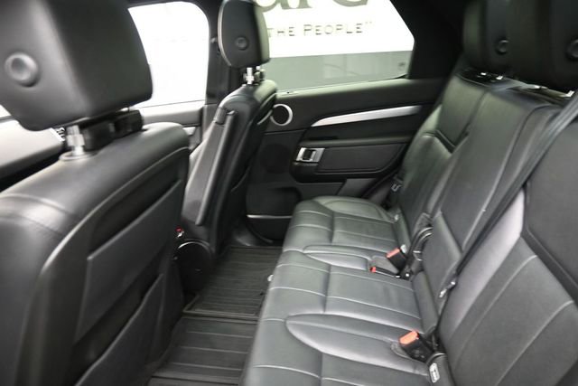 Used 2020 Land Rover Discovery Landmark AWD/4WD image 24