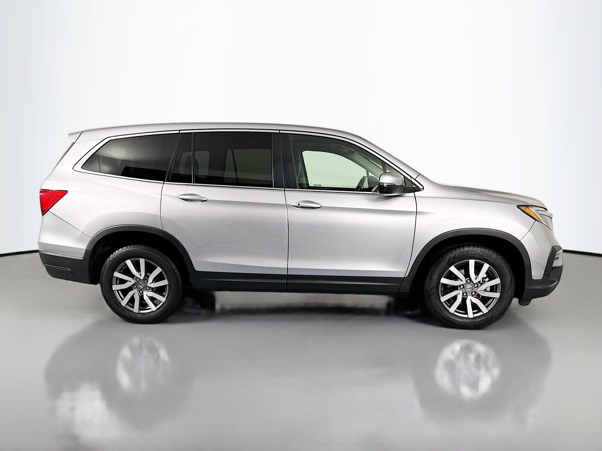 Certified 2019 Honda Pilot EX-L image 4