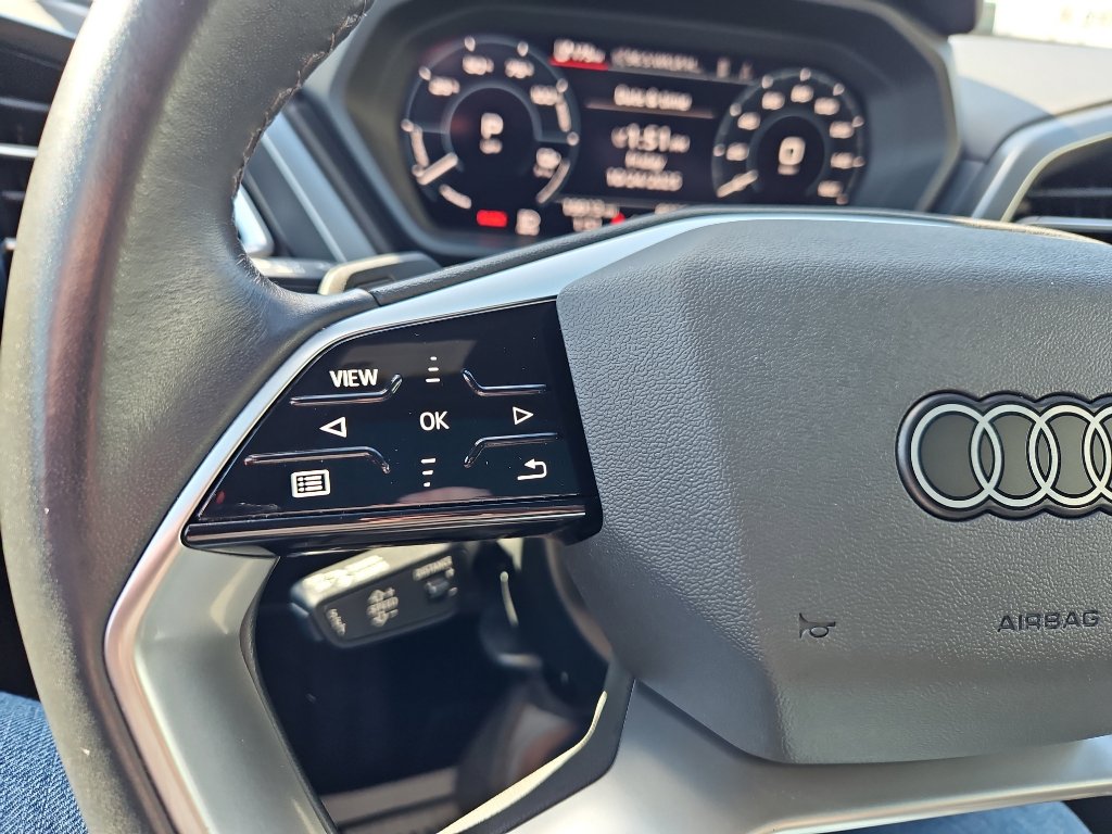 Used 2022 Audi Q4 e-tron Prestige image 9