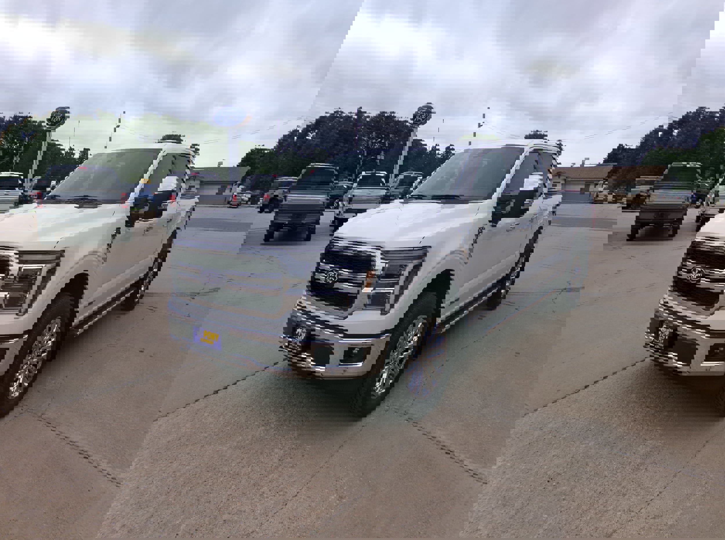New 2025 Ford F150 Lariat w/ Equipment Group 501A Mid image 29