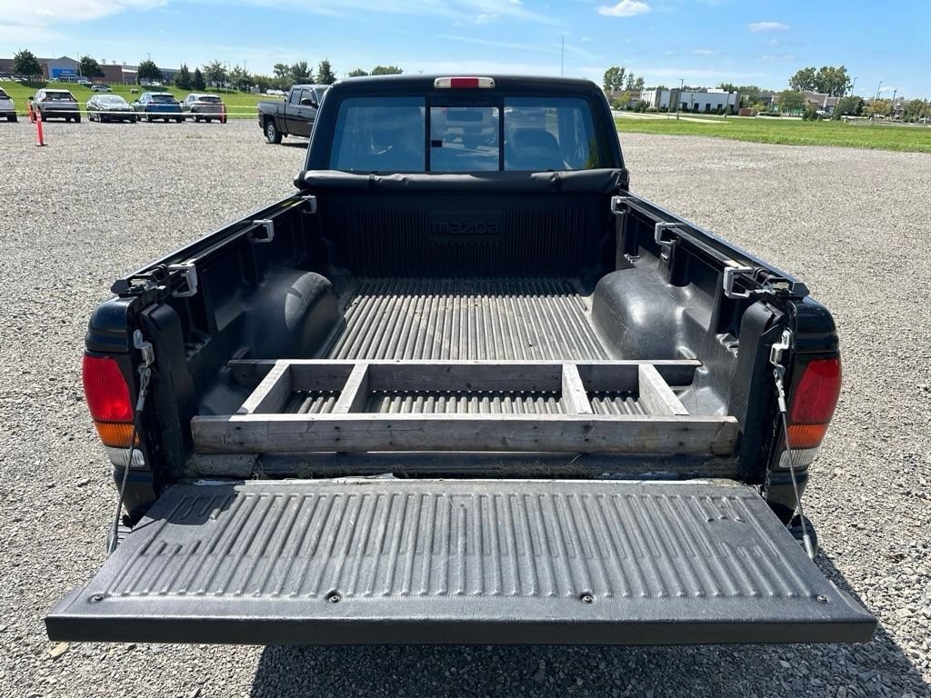 Used 1997 MAZDA B-Series Pickup SE RWD image 11