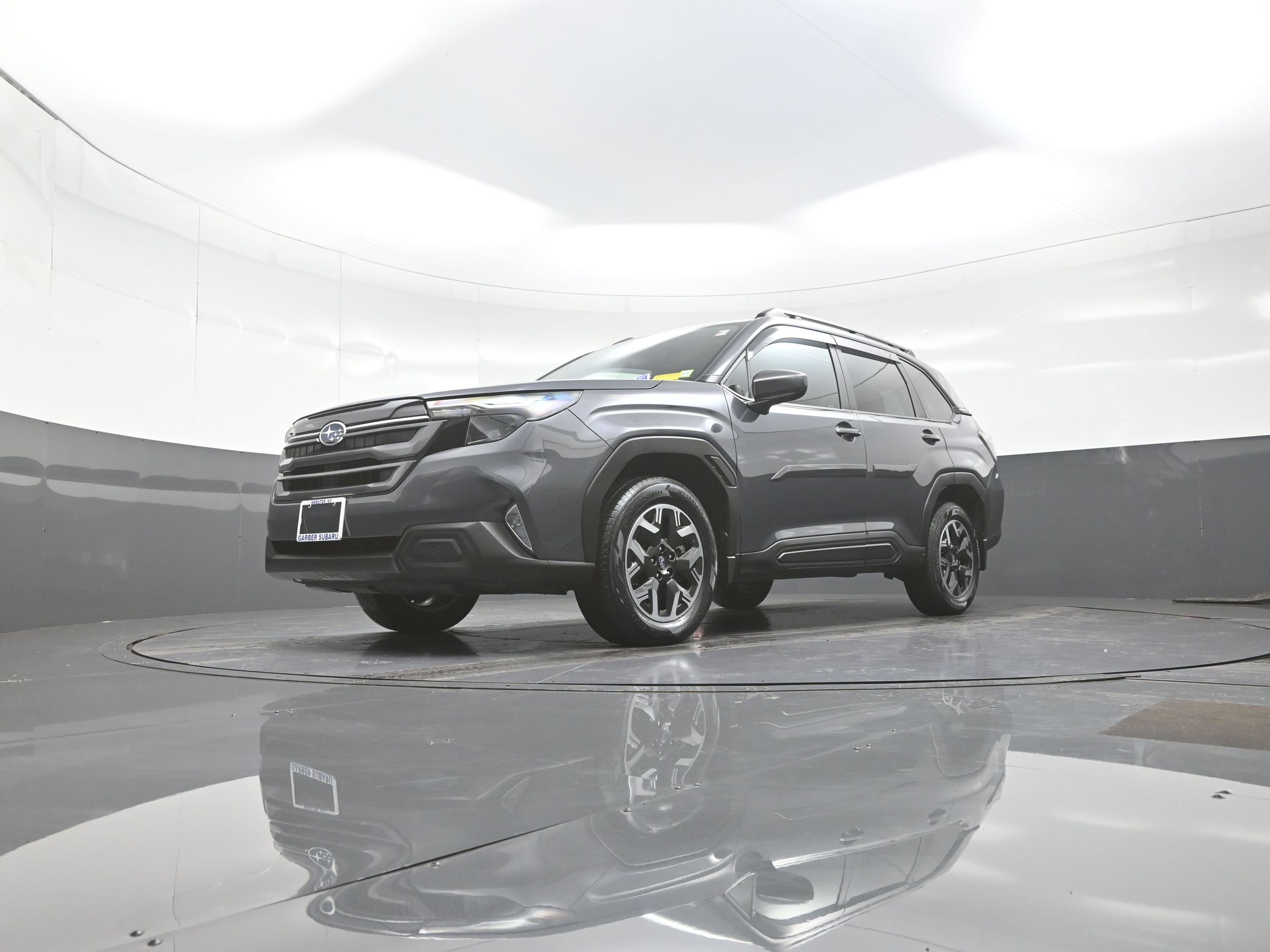 Used 2025 Subaru Forester Premium image 11