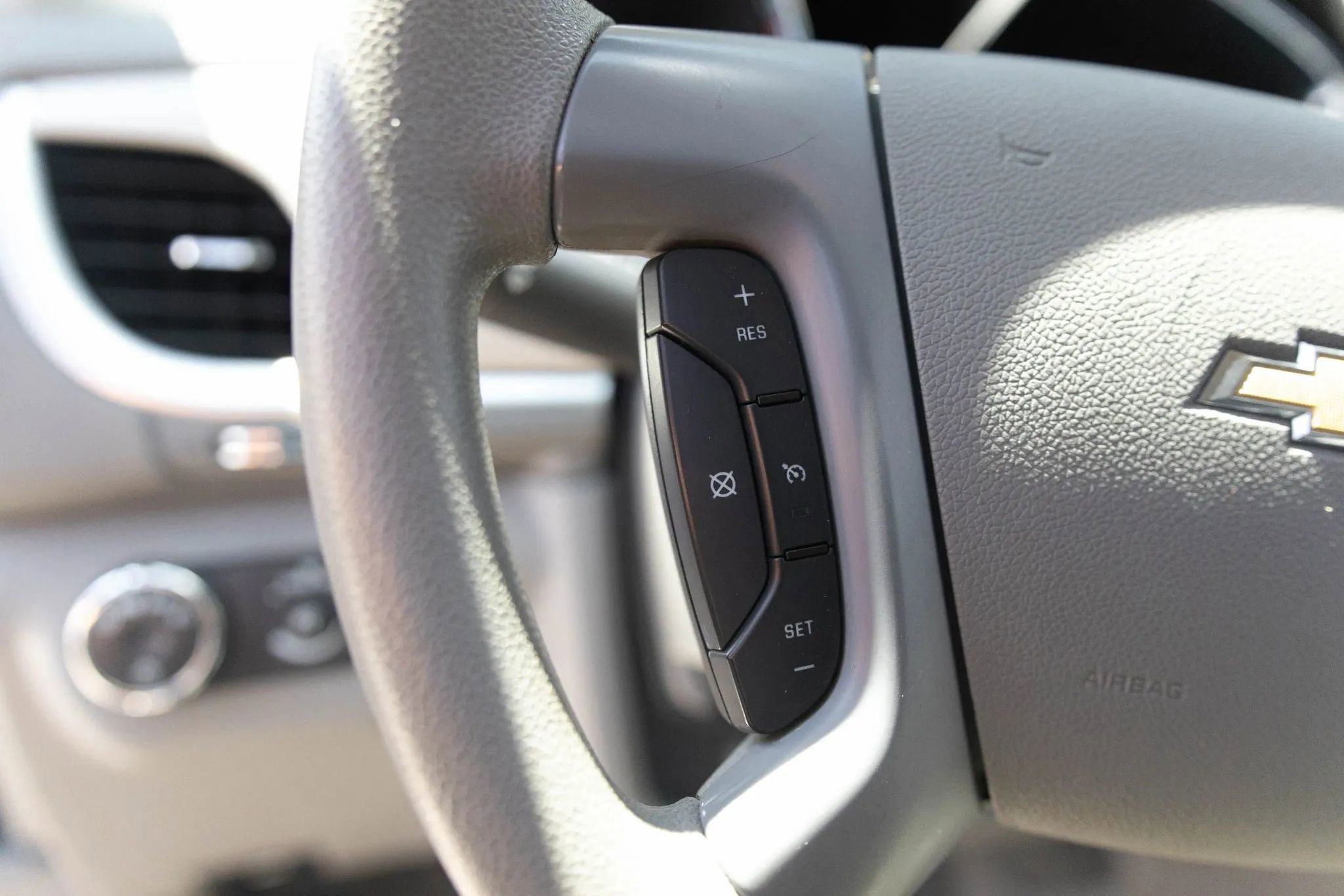 Used 2017 Chevrolet Traverse LS image 9