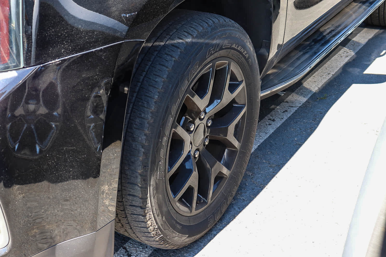 Used 2016 GMC Yukon SLT image 4