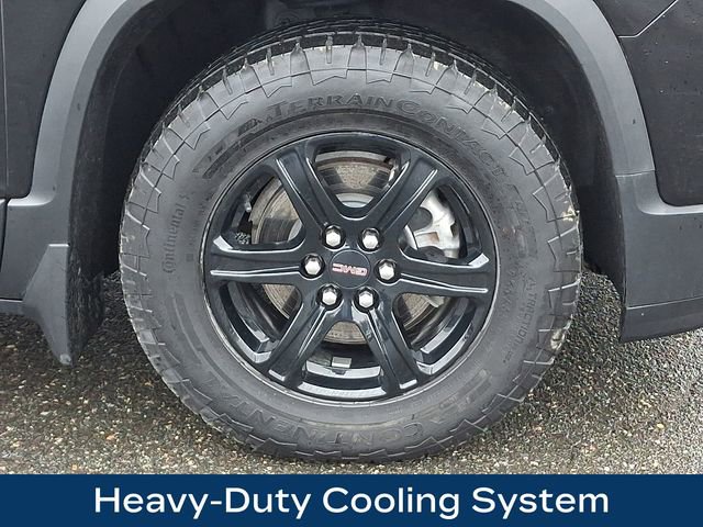 Used 2022 GMC Acadia AT4 w/ Technology Package image 28