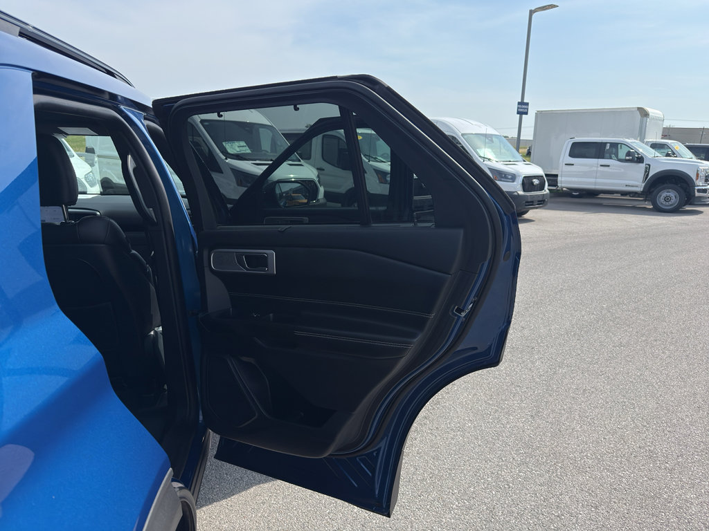 Certified 2020 Ford Explorer ST w/ ST Street Pack AWD/4WD image 21