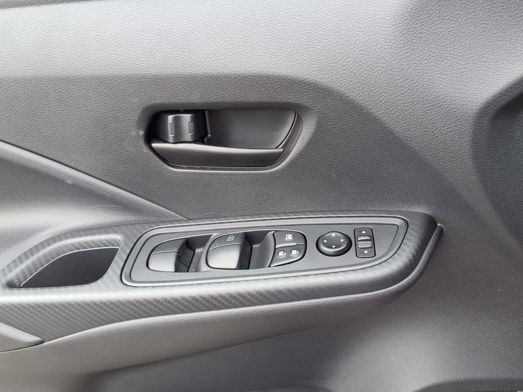 Used 2025 Nissan Versa S w/ Trunk Package image 16