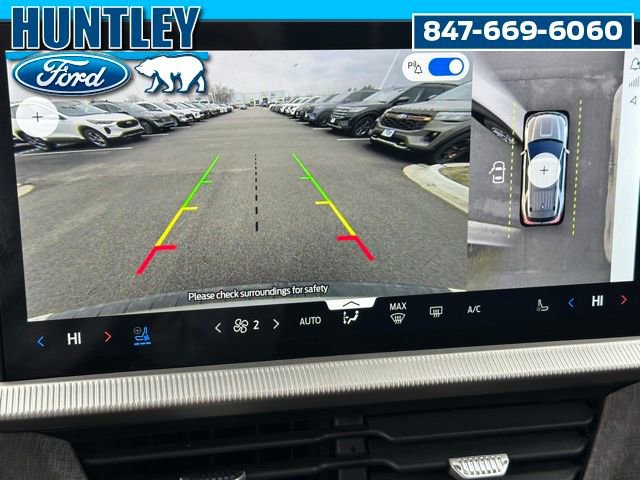 Used 2025 Ford Explorer Platinum w/ Ultimate Package image 32