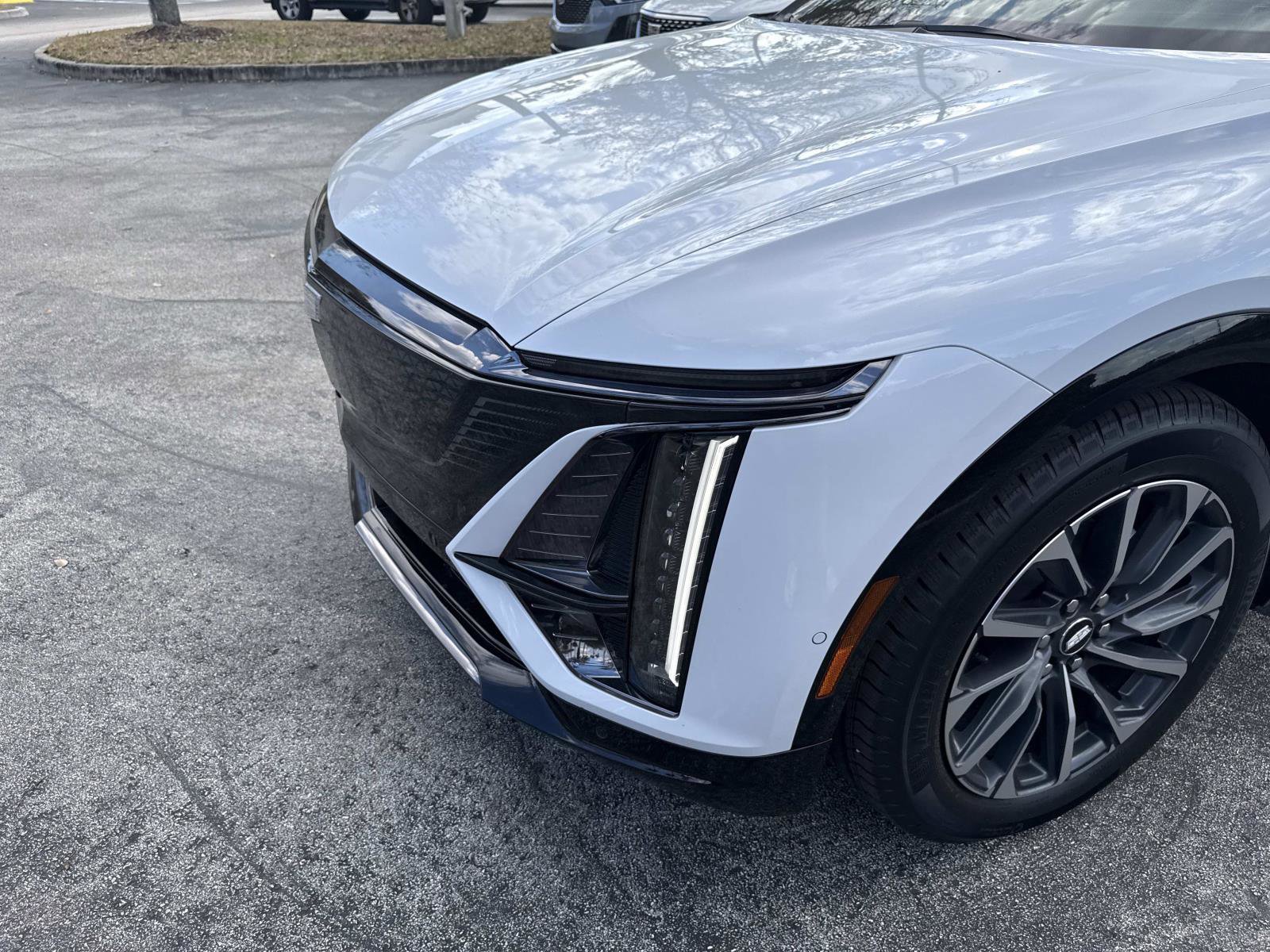 Certified 2026 Cadillac Lyriq Sport w/ LPO, Floor Liner Package image 10