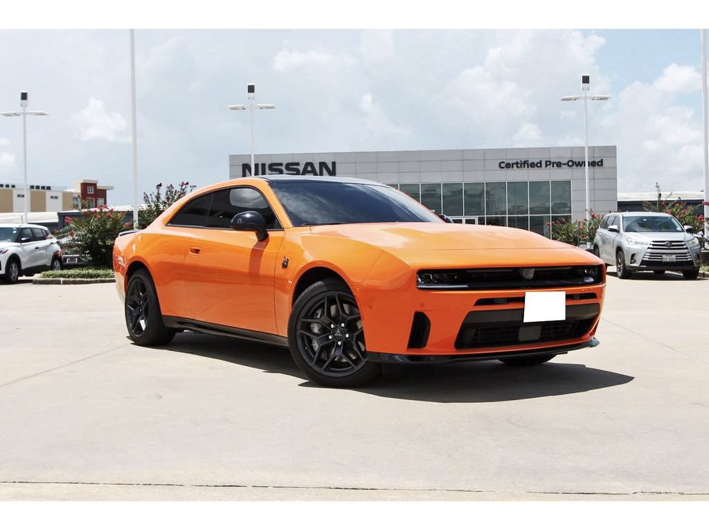 Used 2026 Dodge Charger Scat Pack w/ Blacktop Package AWD/4WD image 1