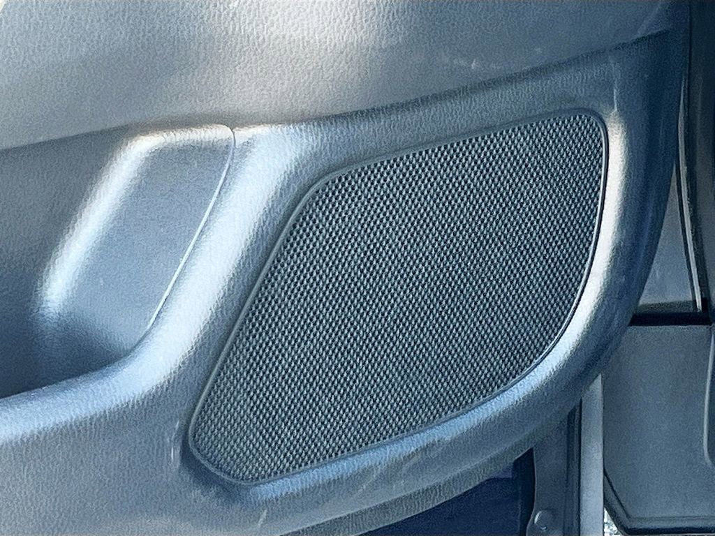 Used 2025 Honda Pilot EX-L image 18