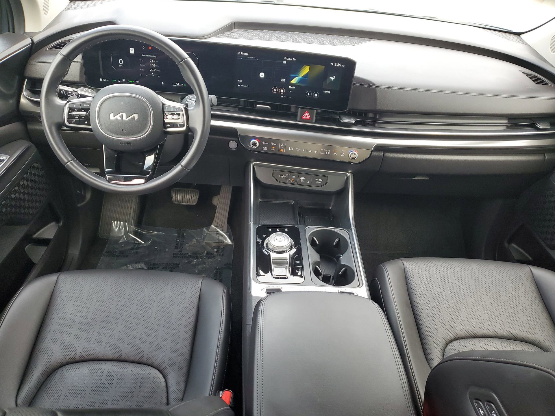 Used 2025 Kia Carnival SX w/ SX Dark Edition Package image 16