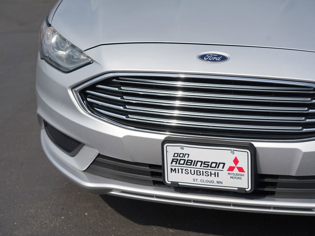 Used 2017 Ford Fusion S FWD image 9