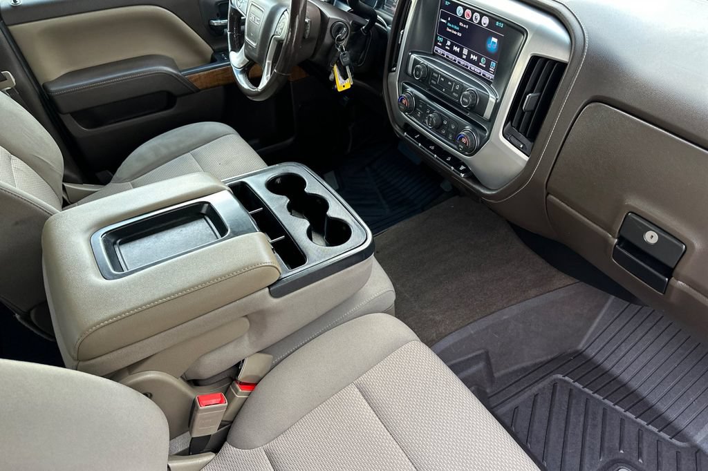 Used 2018 GMC Sierra 2500 SLE w/ SLE Preferred Package AWD/4WD image 15