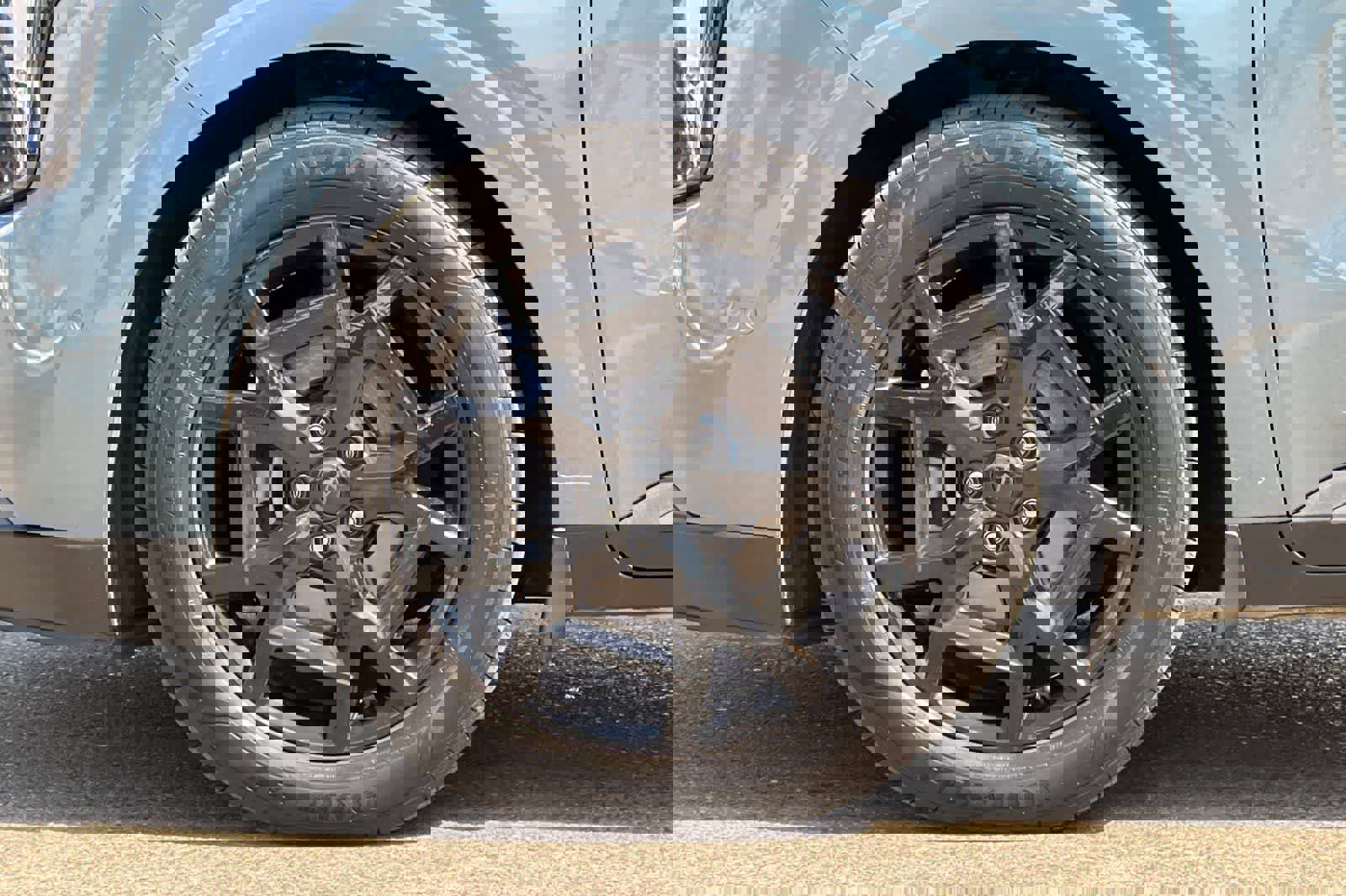 Used 2025 Kia Carnival SX Prestige image 39