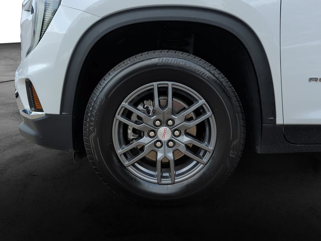Used 2026 GMC Acadia Elevation w/ LPO, Floor Liner Package AWD/4WD image 9