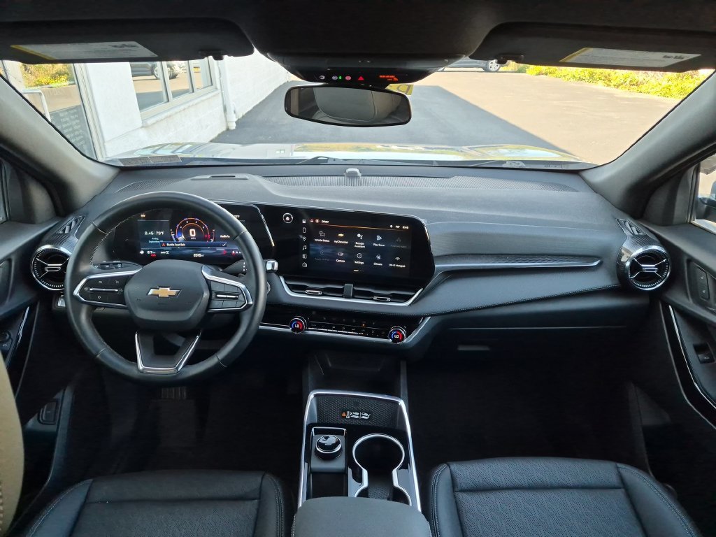 Used 2026 Chevrolet Equinox LT w/ Convenience Package II AWD/4WD image 31