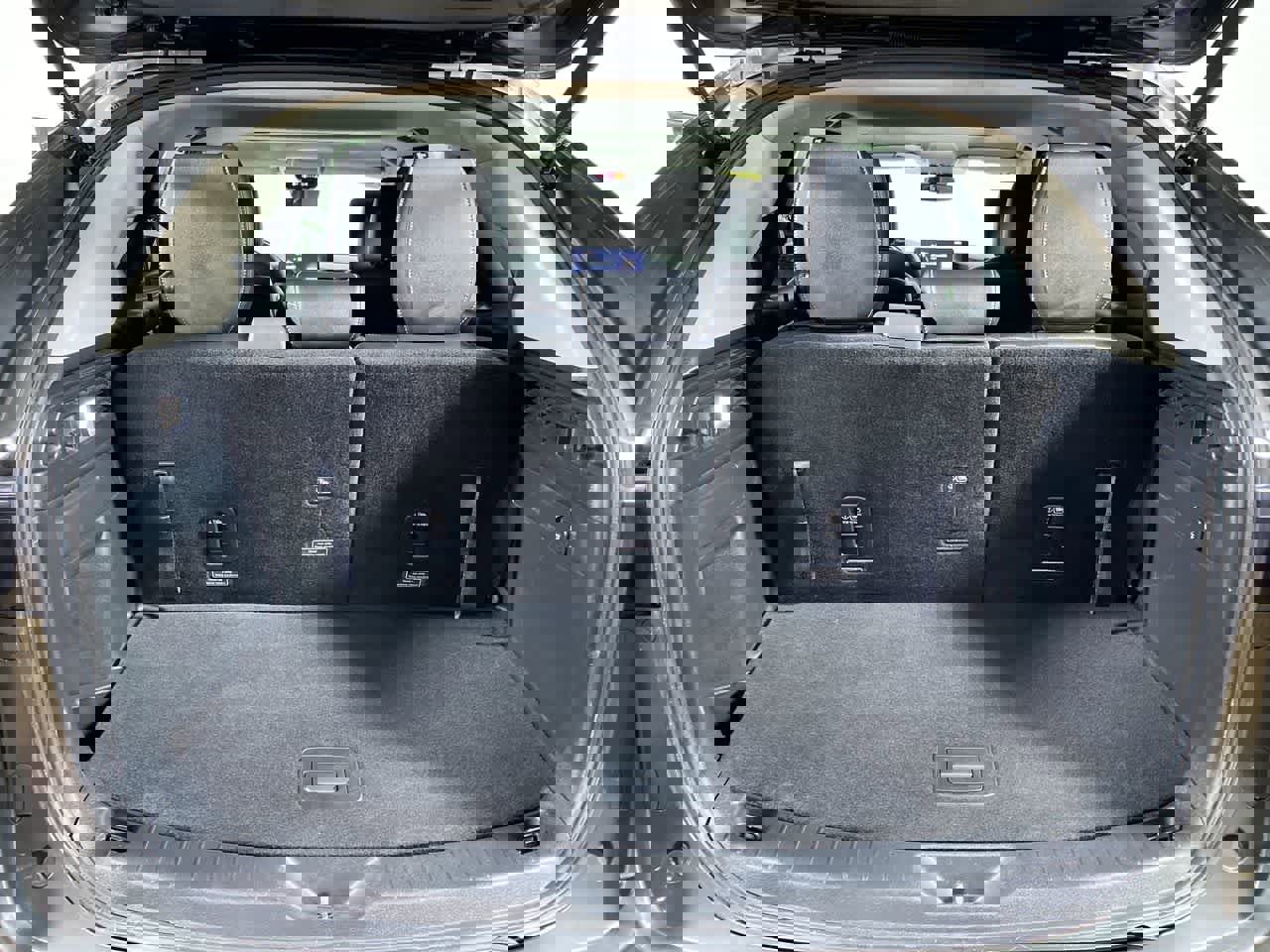 Used 2025 MAZDA CX-90 3.3 Turbo w/ Preferred Package image 36