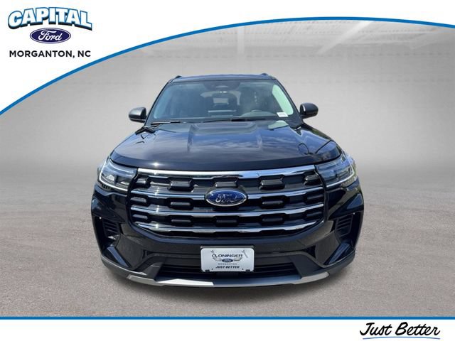 New 2026 Ford Explorer Active RWD image 2