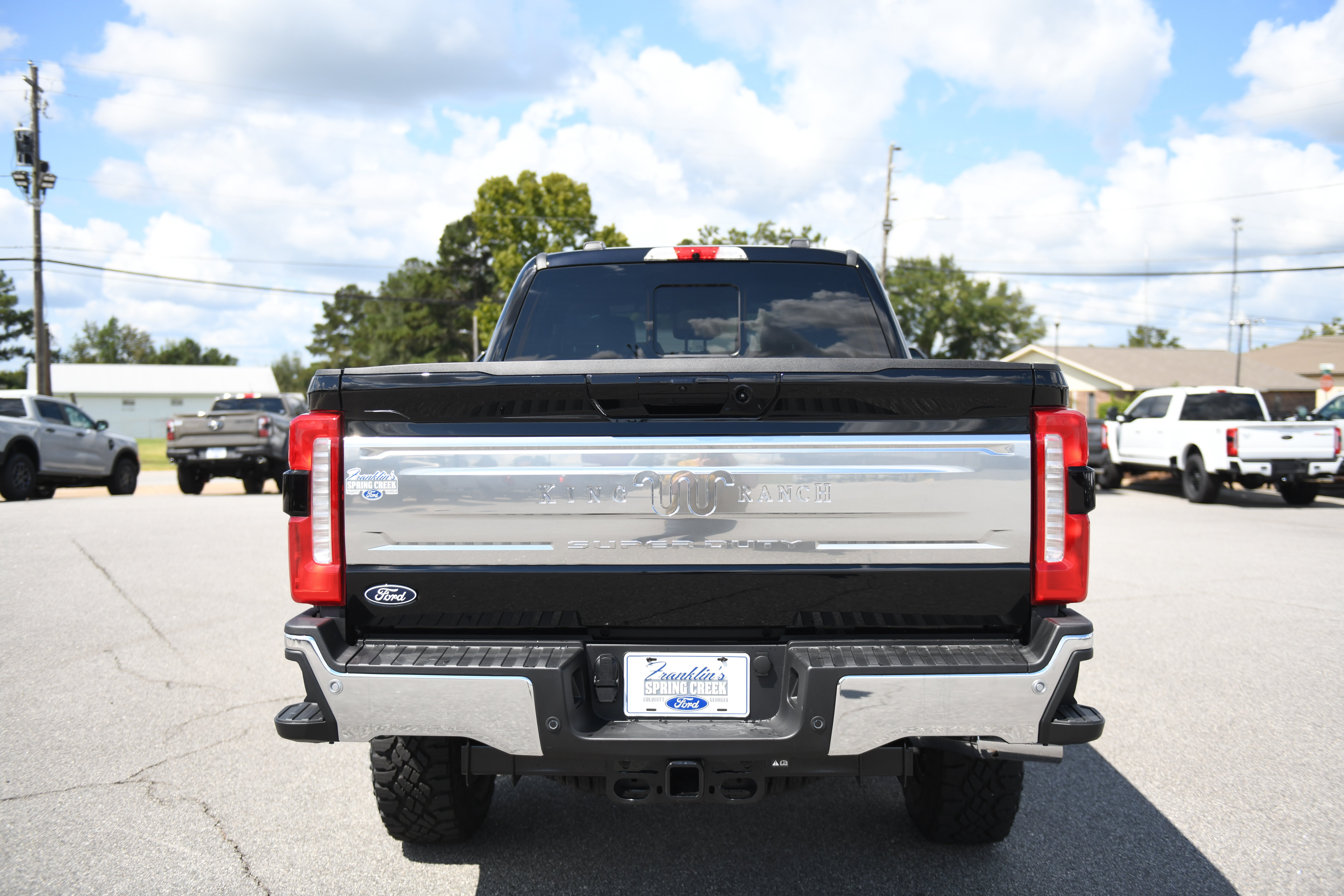 New 2027 Ford F250 King Ranch w/ Tremor Off-Road Package AWD/4WD image 9