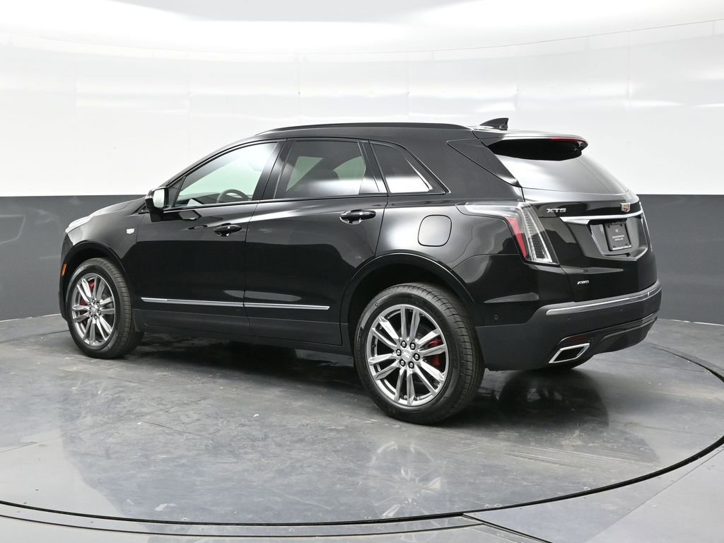New 2026 Cadillac XT5 Sportv w/ LPO, Floor Liner Package AWD/4WD image 4