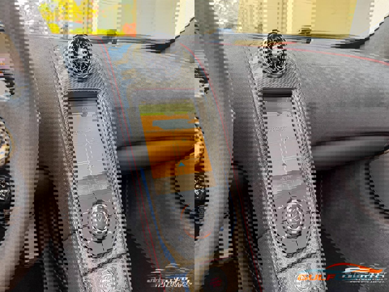 Used 2015 McLaren 650S Spider image 18