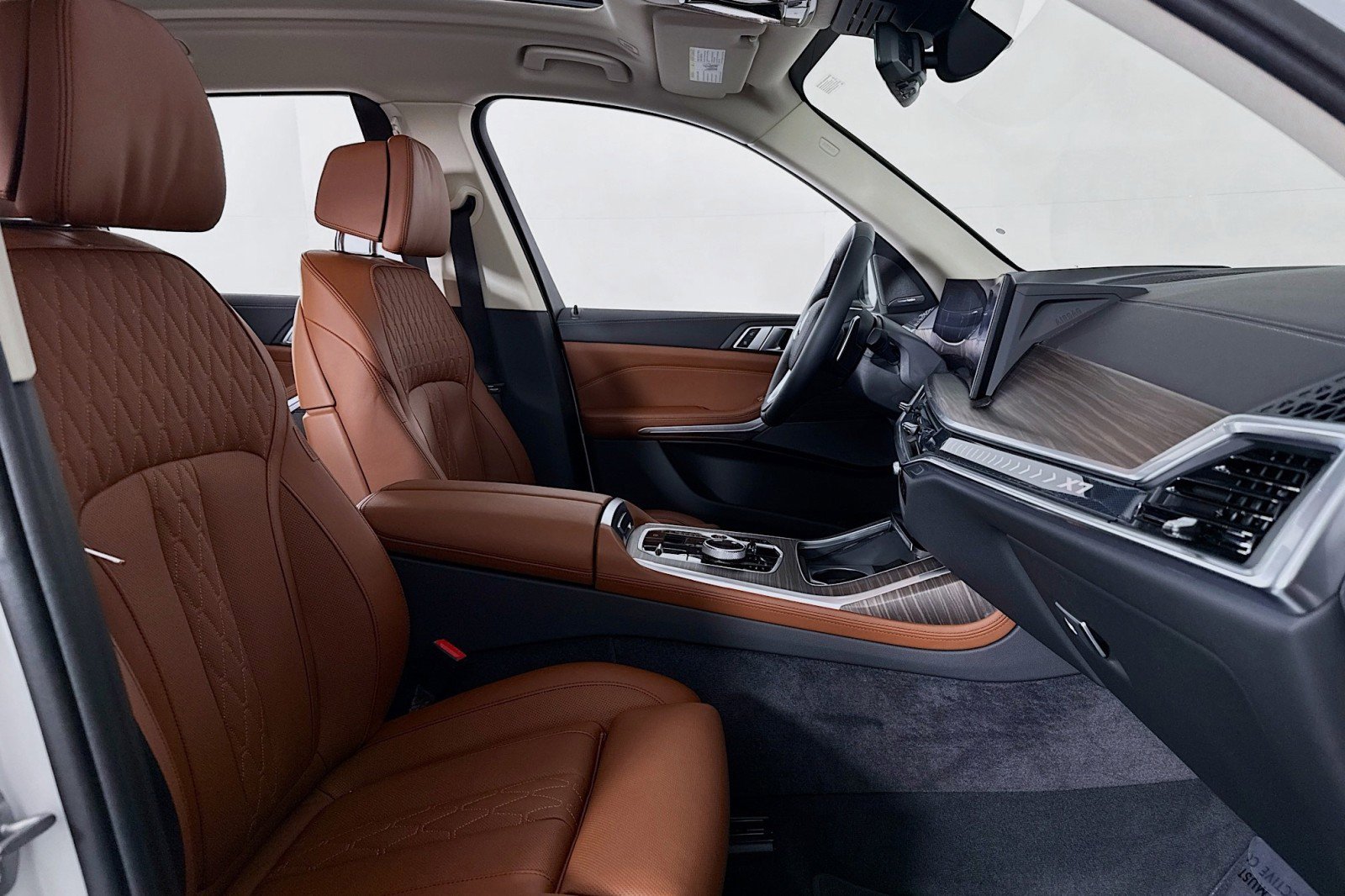 Used 2024 BMW X7 xDrive40i w/ Executive Package image 7