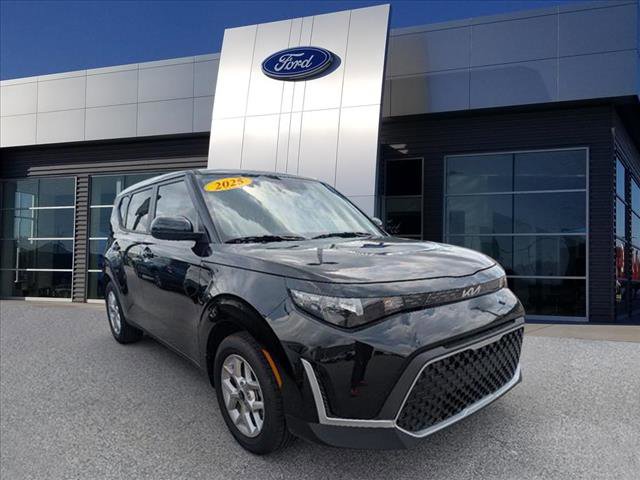 Used 2025 Kia Soul LX w/ LX Technology Package image 1