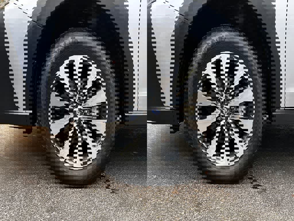 Certified 2023 Subaru Outback Limited XT image 8