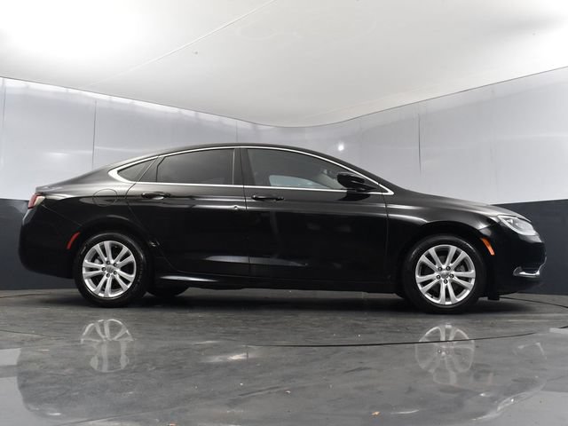 Used 2015 Chrysler 200 Limited FWD image 19