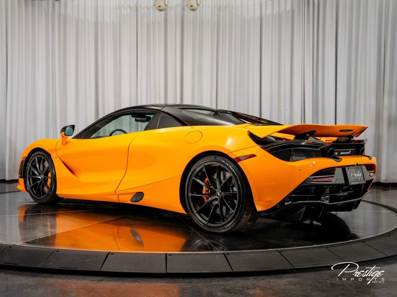 Used 2023 McLaren 720S Luxury image 22