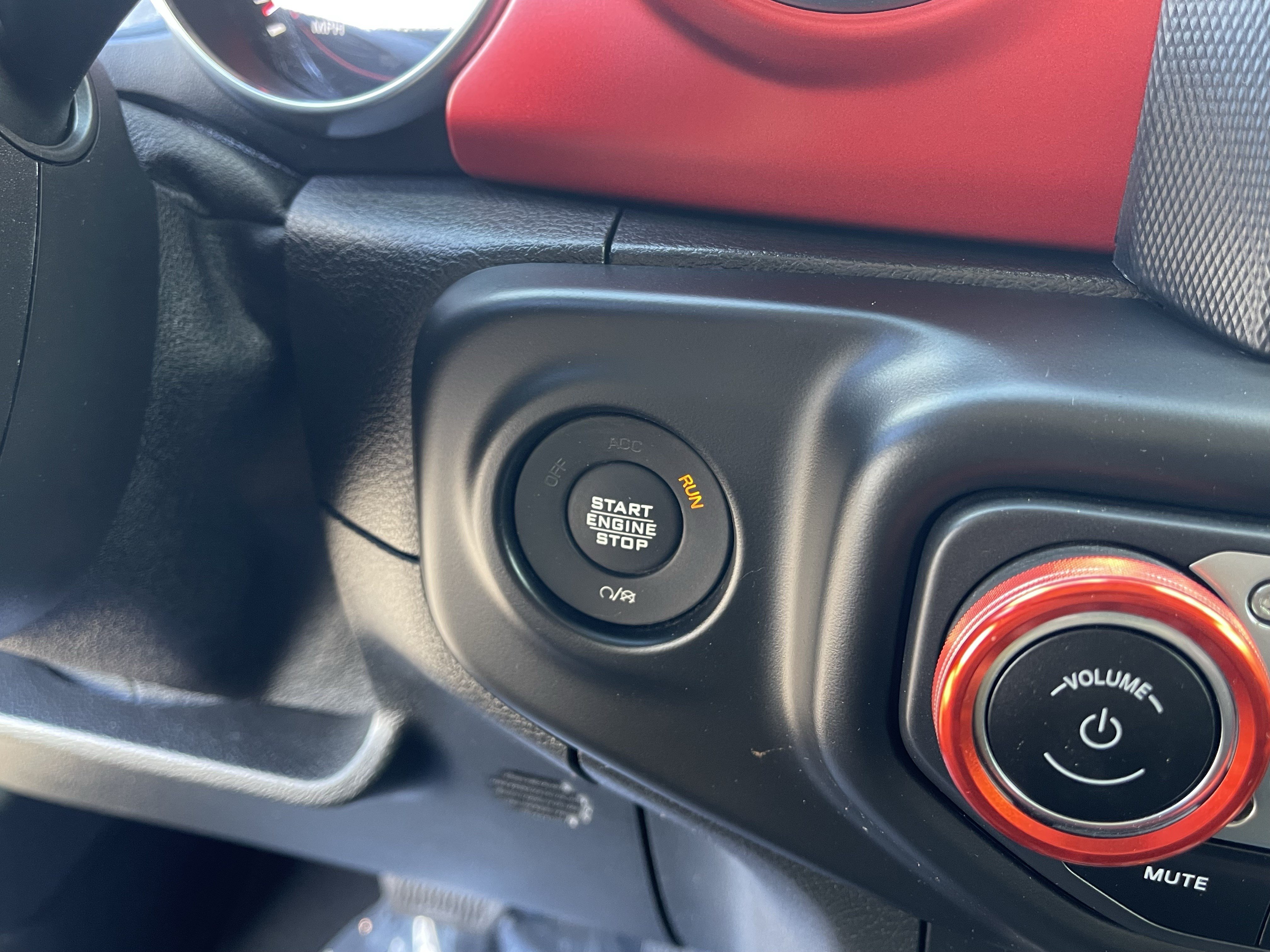 Used 2020 Jeep Gladiator Rubicon AWD/4WD image 25
