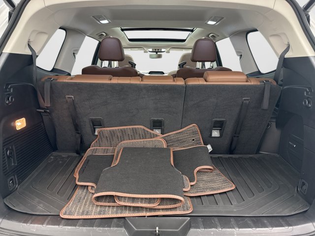 Used 2022 Subaru Ascent Touring w/ Popular Package #2A AWD/4WD image 23
