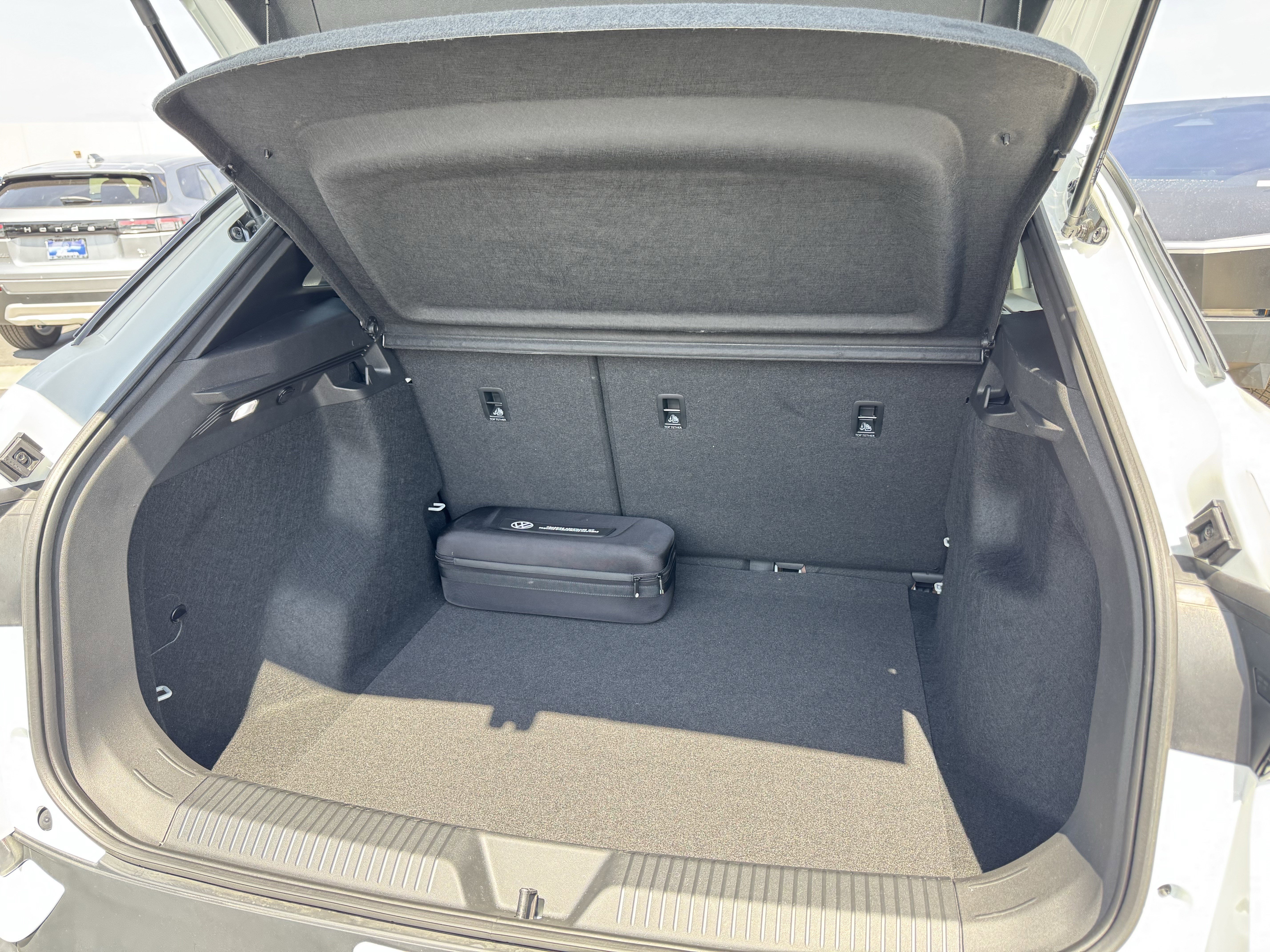 Used 2023 Volkswagen ID.4 2WD image 35