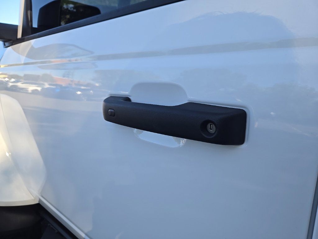 Used 2024 Ford Bronco Raptor AWD/4WD image 13