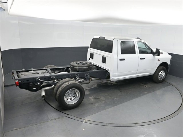 New 2026 RAM 3500 Tradesman w/ Chrome Appearance Group image 31