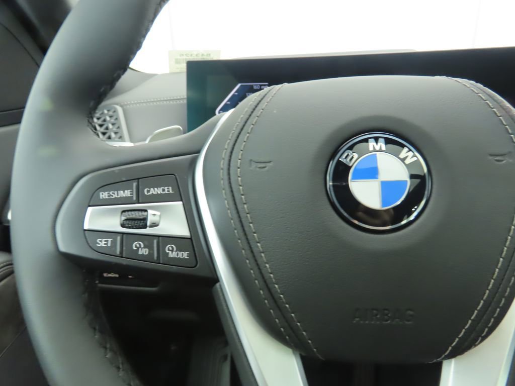 Certified 2026 BMW X5 sDrive40i w/ Parking Assistance Package RWD image 12