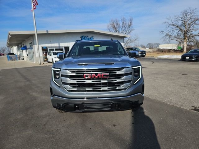 New 2026 GMC Sierra 1500 SLE AWD/4WD image 3