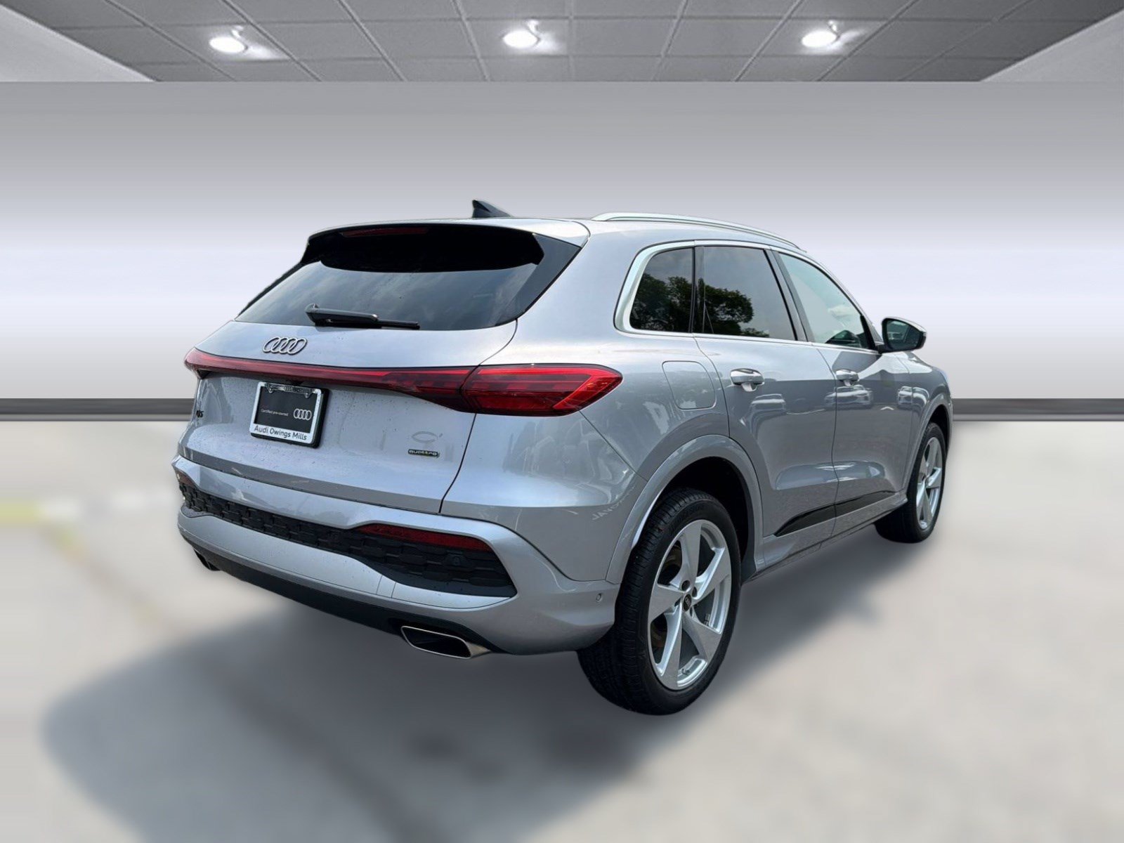 Certified 2025 Audi Q5 Premium Plus AWD/4WD image 9