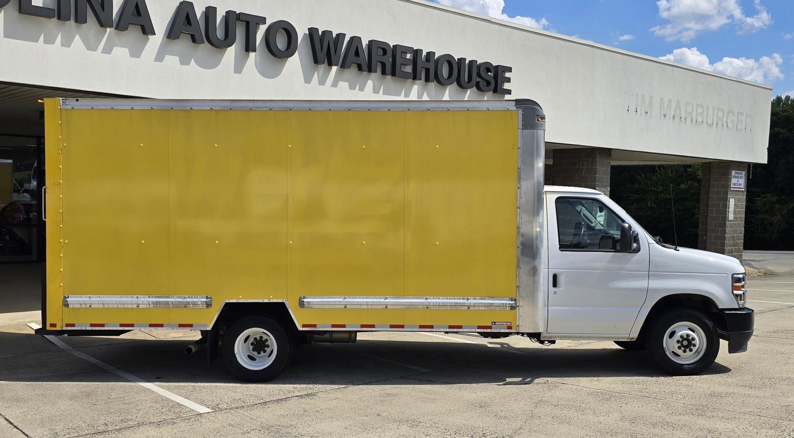 Used 2024 Ford E-350 and Econoline 350 Super Duty w/ Driver's Safety Package image 3