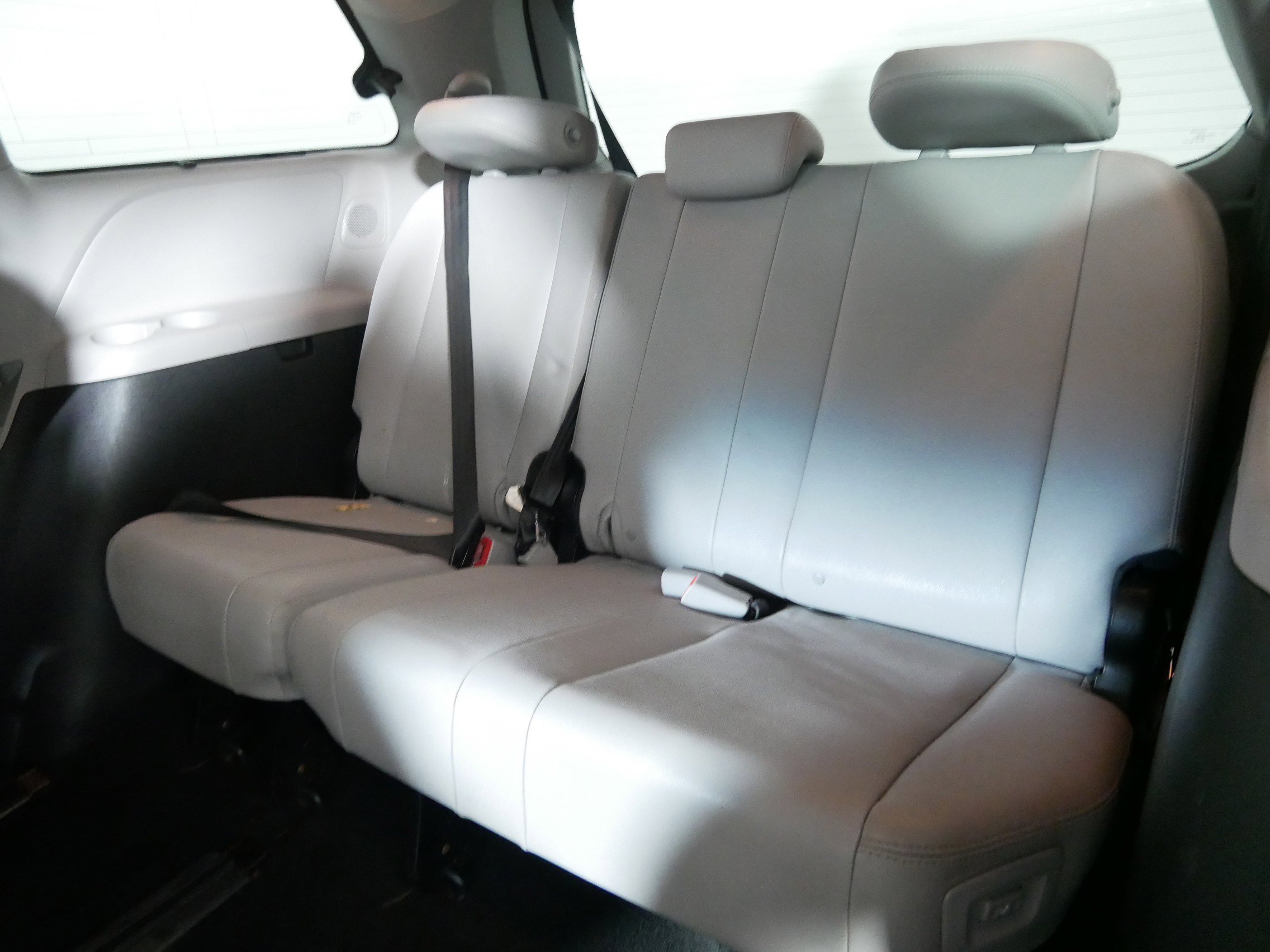 Used 2017 Toyota Sienna Limited Premium w/ Advanced Technology Package image 33