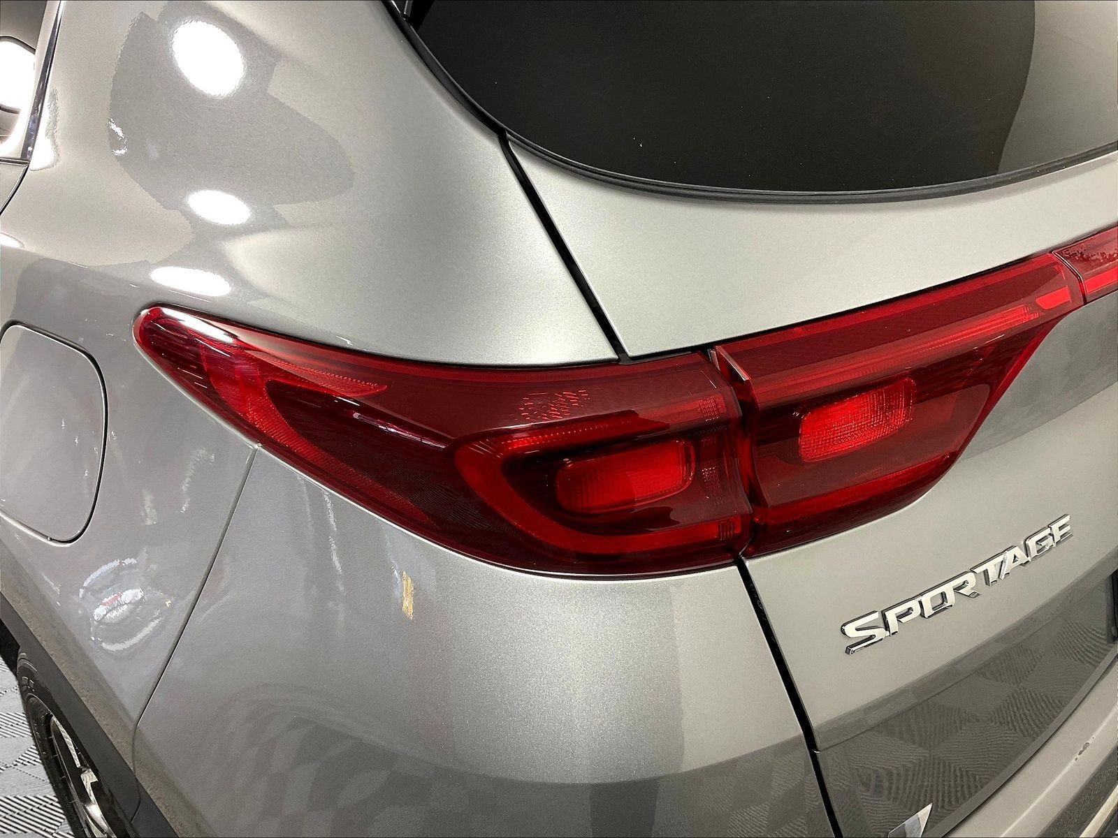 Used 2020 Kia Sportage LX FWD image 23