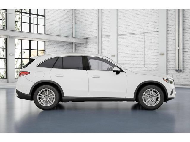 Used 2026 Mercedes-Benz GLC 300 4MATIC image 2
