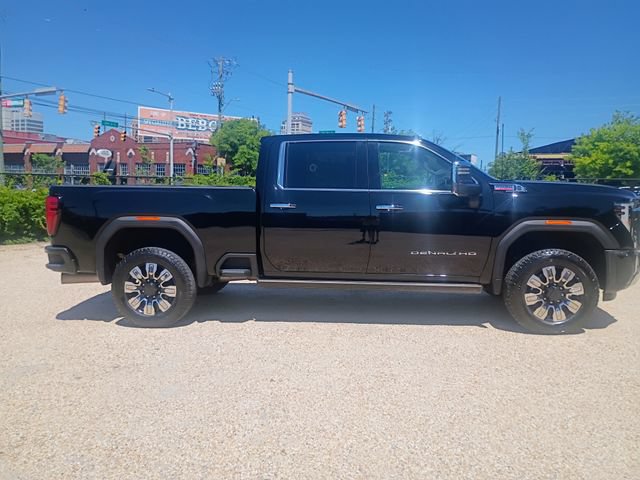 Used 2024 GMC Sierra 2500 Denali w/ Denali Reserve Package AWD/4WD image 14