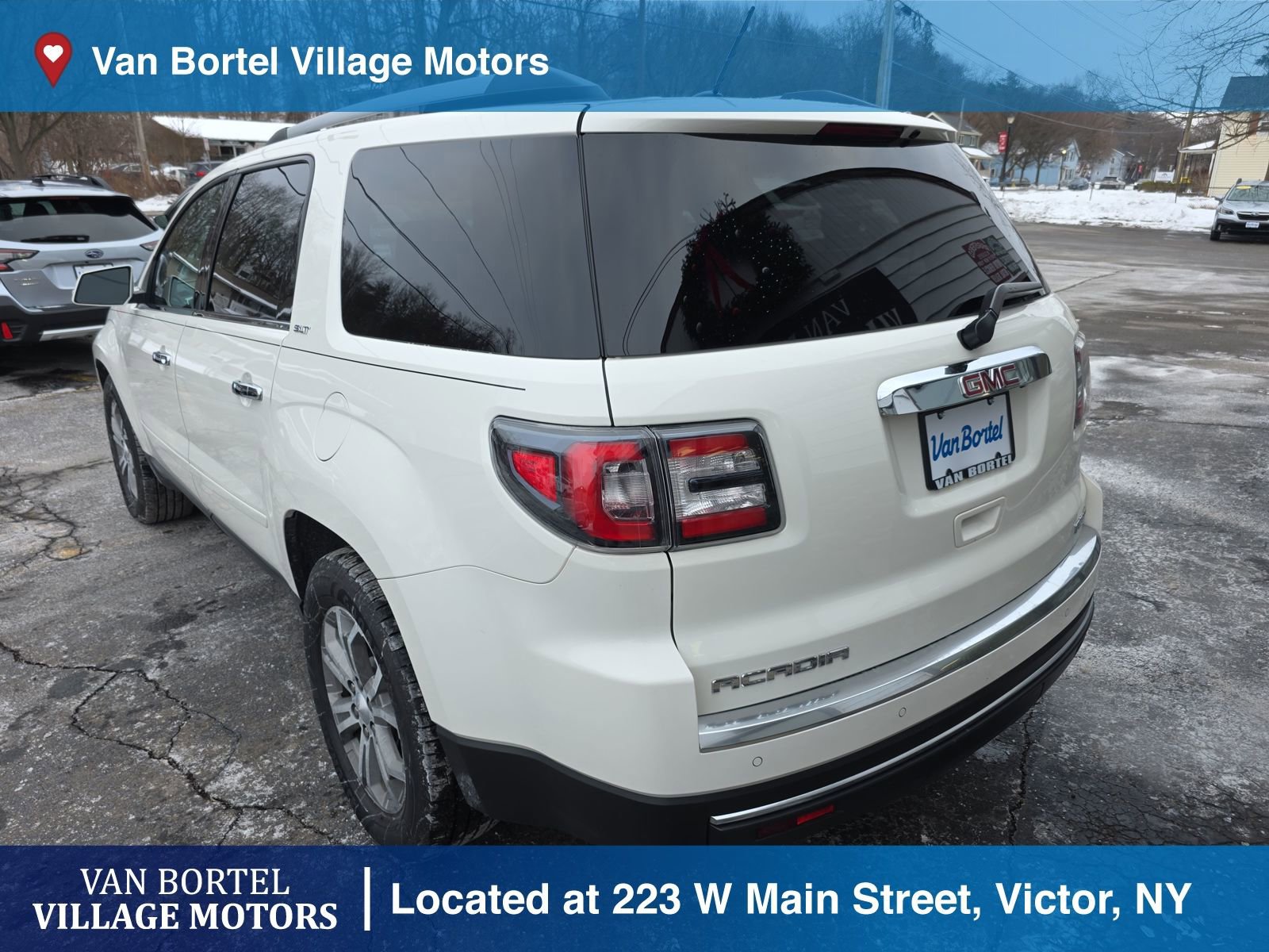 Used 2015 GMC Acadia SLT image 8